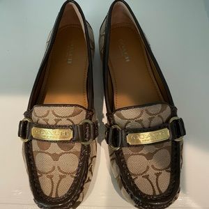 Coach “Felisha” canvas and patent leather loafers (6.5)